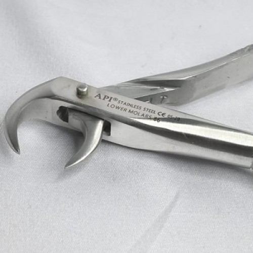 API Extraction Forceps Lower Molar #86